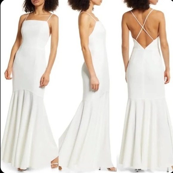 Elliatt • NWT Collins Gown - Picture 12 of 12